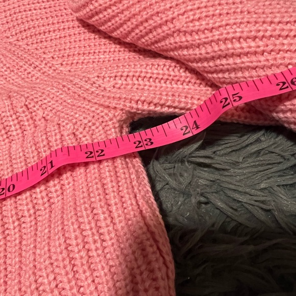 Pink Oversized Cardigan - Picture 2 of 3